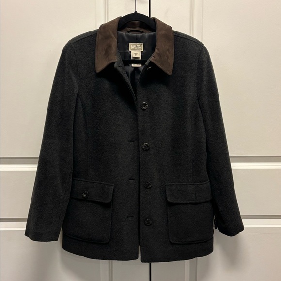 L.L. Bean Woman’s Coat Large - Picture 1 of 6